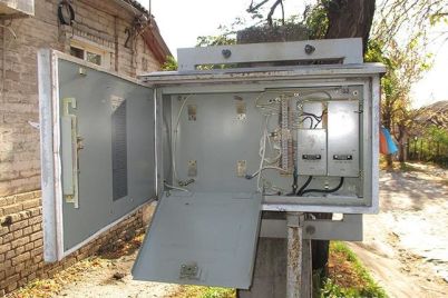 zhiteli-zaporozhskoy-oblasti-ostalis-bez-telefonnoy-svyazi-foto.jpg